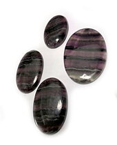 Slipade stenar / Cabochoner / Grid Stenar