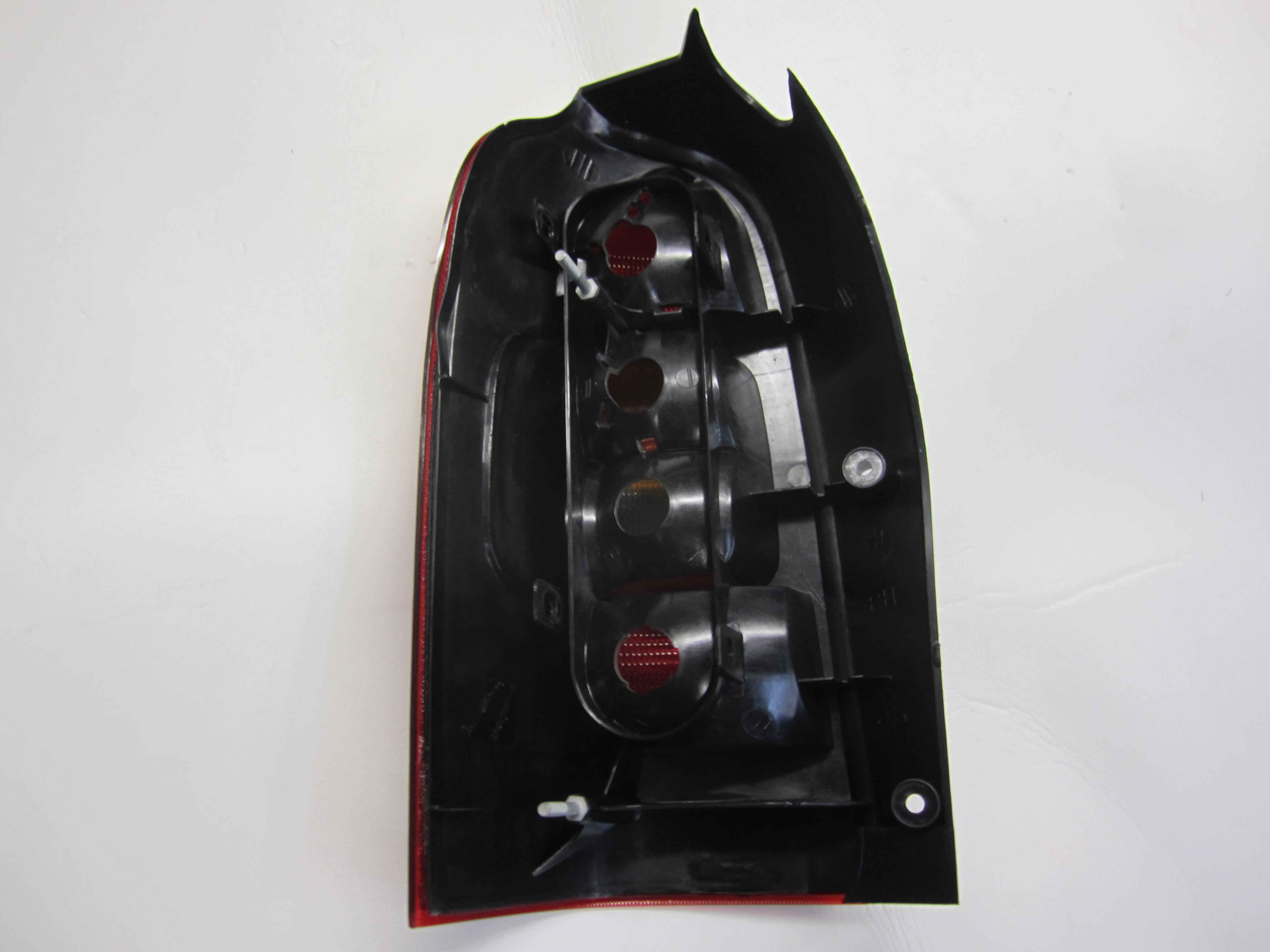 Baklampa höger sida - 2