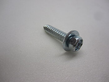 Skruv för bakre spiklist 1 1/2"