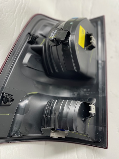 Baklampa DODGE RAM höger (EJ LED) - 5
