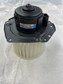 FLÄKTMOTOR