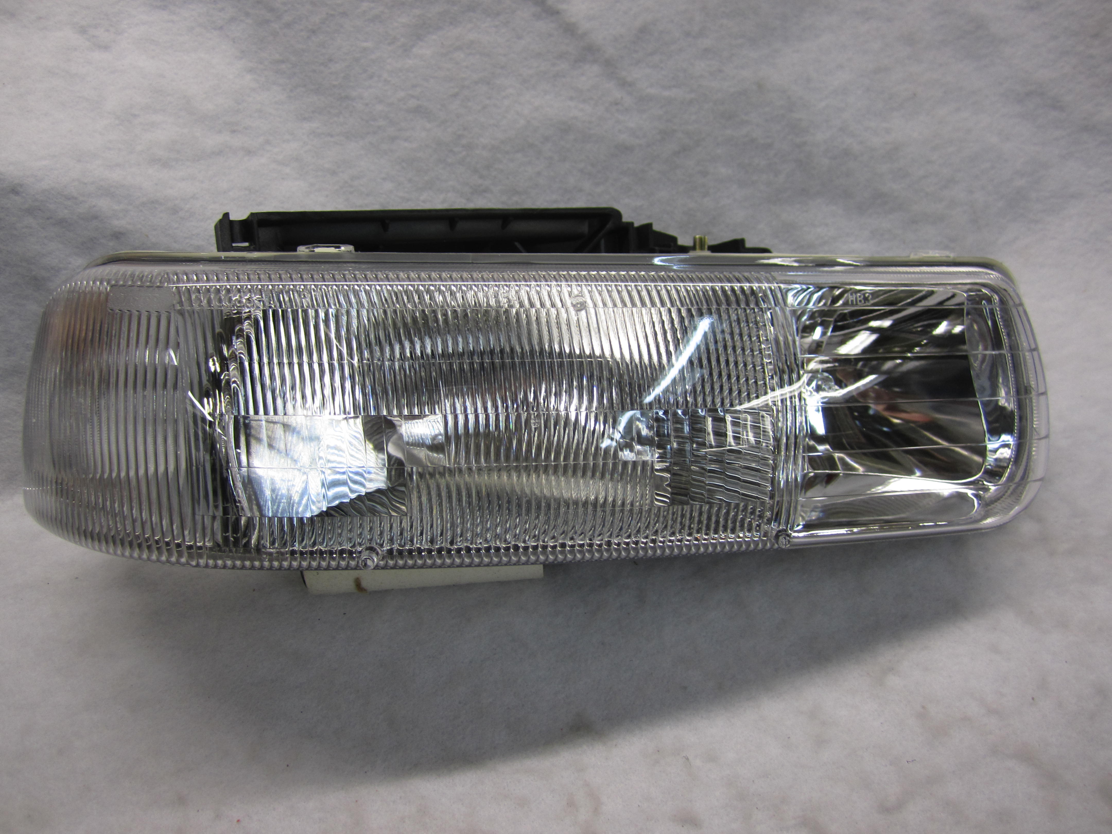 A  Framlampa Strålkastare GM9906 Hö