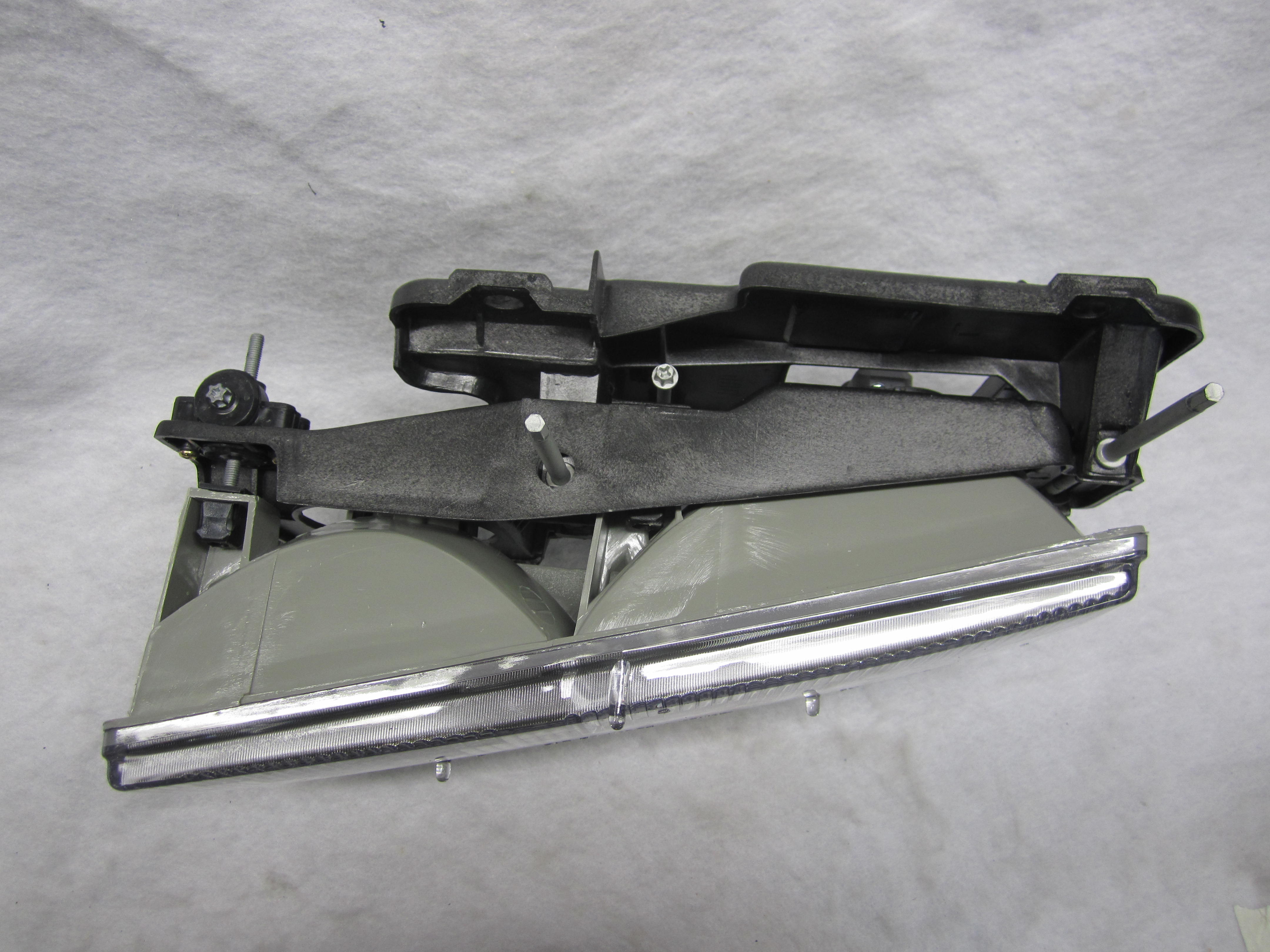 A STRÅLKASTARE GM 88-00  LH - 2