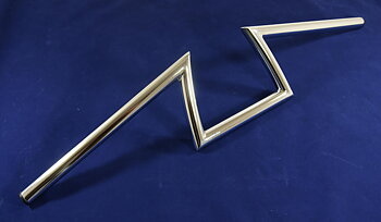 STYRE KEYSTONE 1" KROMAT MED INPRESSNINGAR 