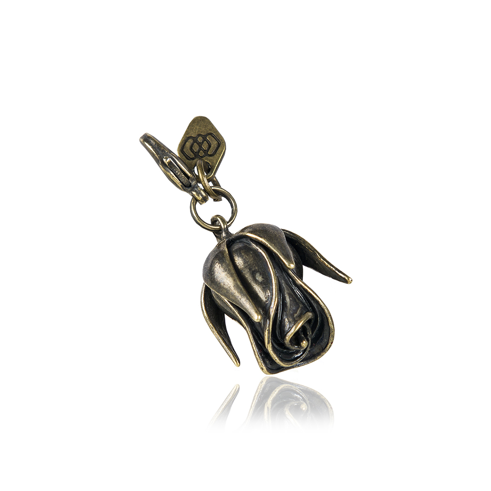Rosebud Vintage  - 2