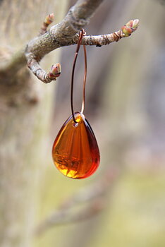 Glasdroppe bärnsten 20 mm