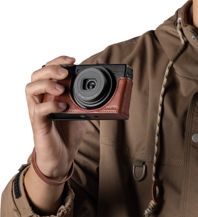 SmallRig 5678 Leather Case Kit for RICOH GR IV / GR III / GR IIIx / GR III HDF / GR IIIx HDF (Red) - 4