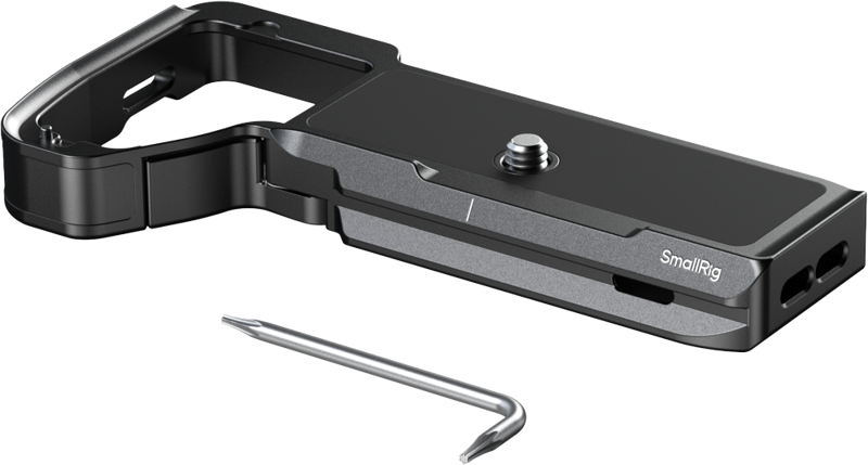 SmallRig 6033 Baseplate with AirTag Slot for Sony Alpha 7 V / 7R V / 7 IV - 3