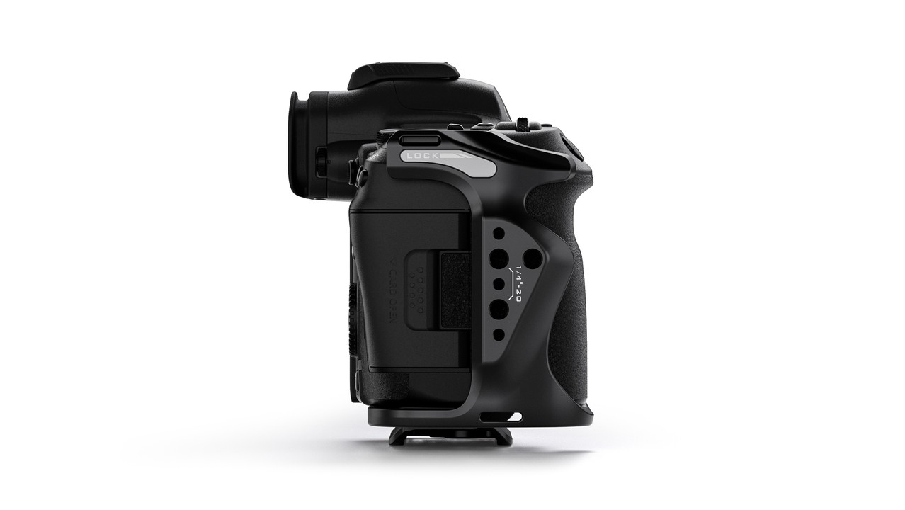 Tilta Half Camera Cage for Canon R5 Mark II - Black - 4