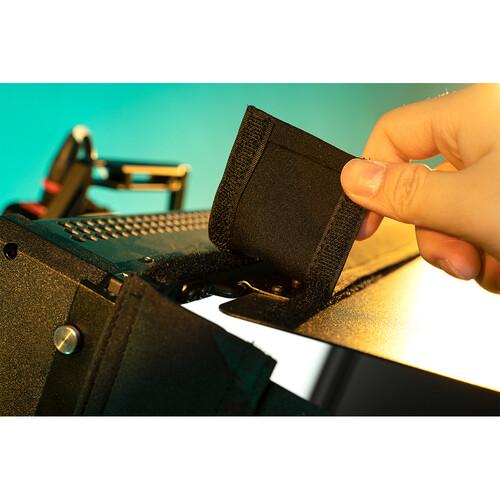 Aputure Barndoors for Nova P300c LED Panel - 5