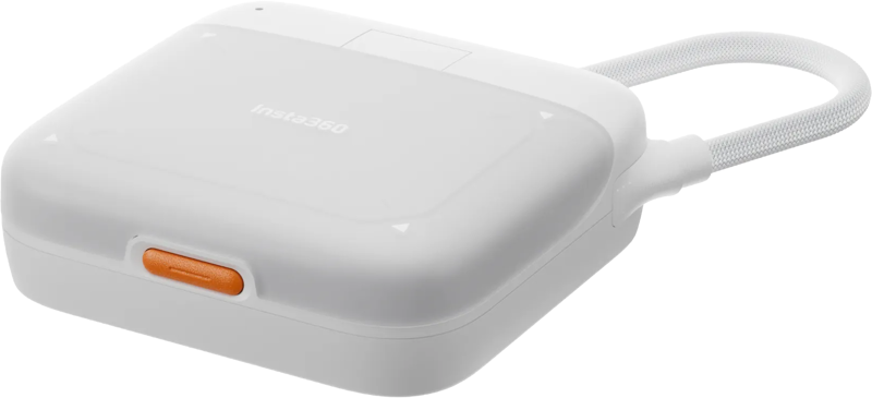 Insta360 2-in-1 Card Reader + Case - 4