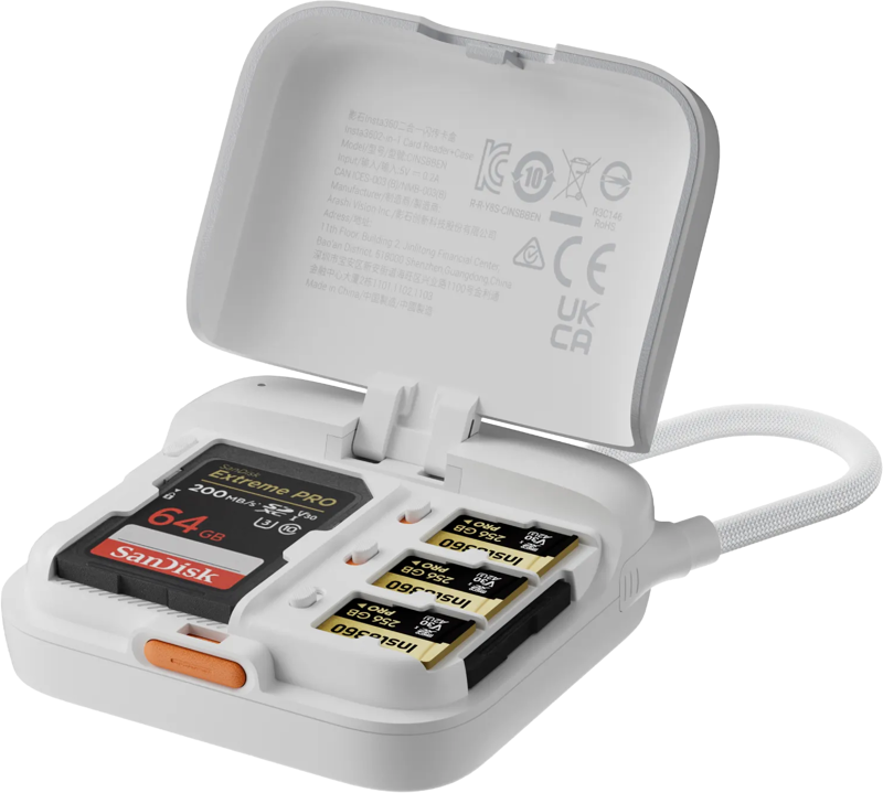 Insta360 2-in-1 Card Reader + Case