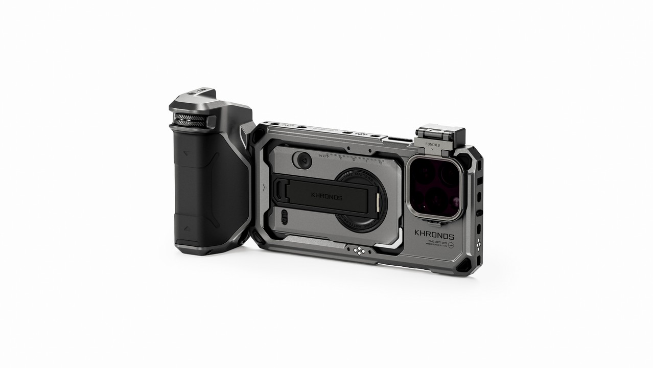 Tilta Khronos iPhone 16 Pro Max Handheld Kit - Space Gray (with Internal Batteries) - 2