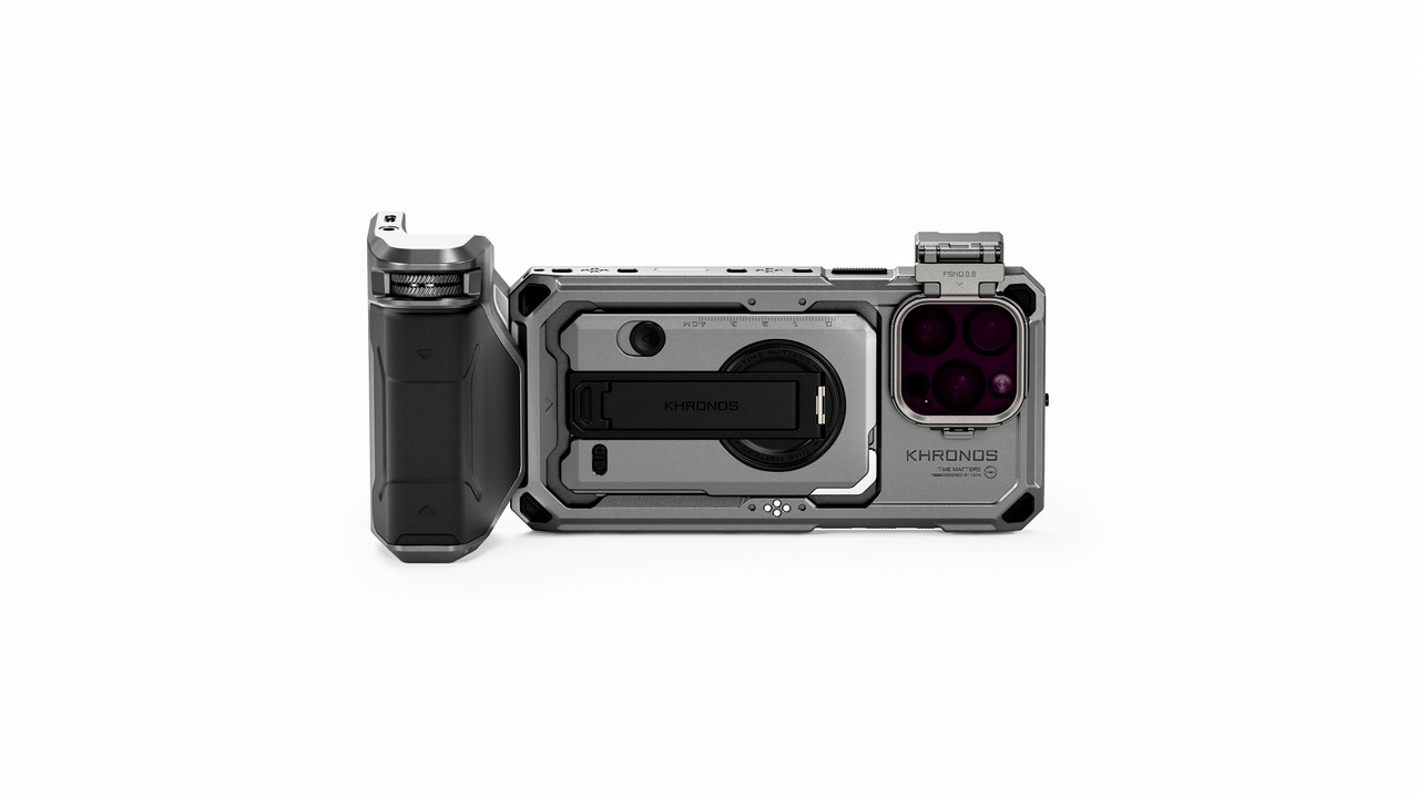Tilta Khronos iPhone 16 Pro Max Handheld Kit - Space Gray (with Internal Batteries) - 3
