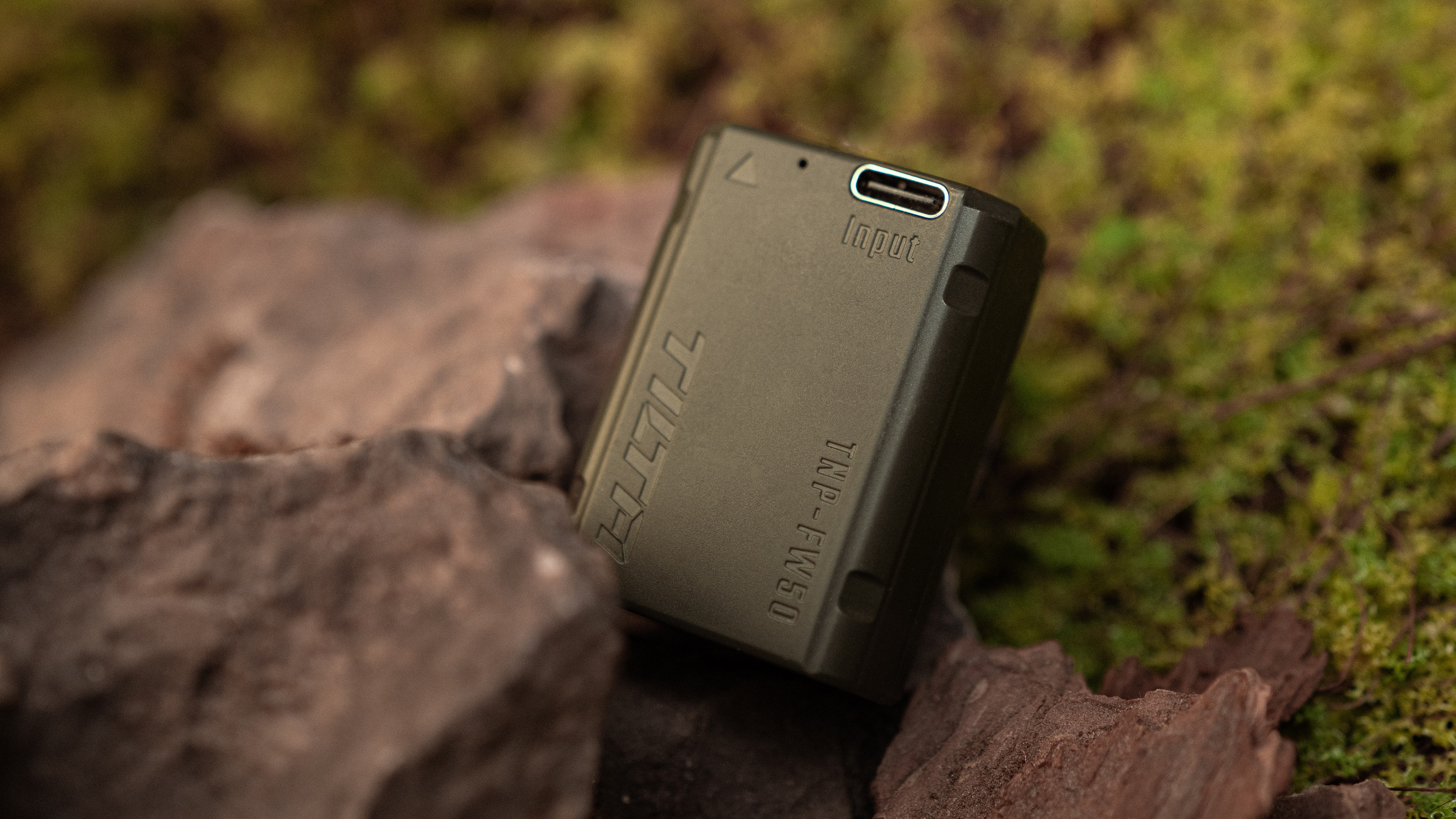 Tilta NP-FW50 Battery with USB-C Input (980mAh) - Green - 8