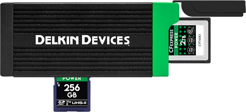 Delkin Cardreader CFexpress Type B & SD UHS-II (Type C to C & Type C to A Cables) - 4
