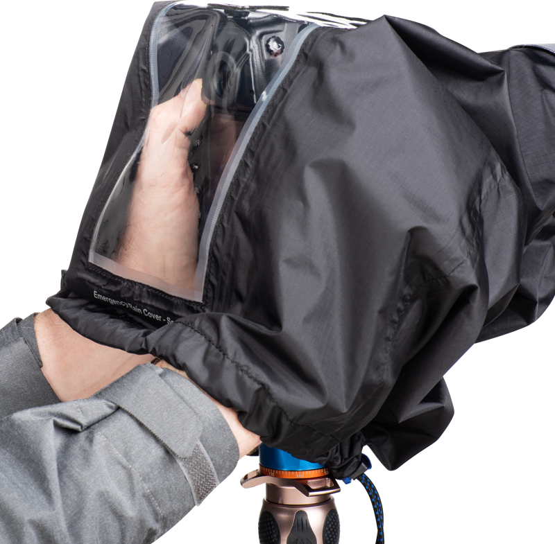 Think Tank Emergency Rain Cover - Medium - 3