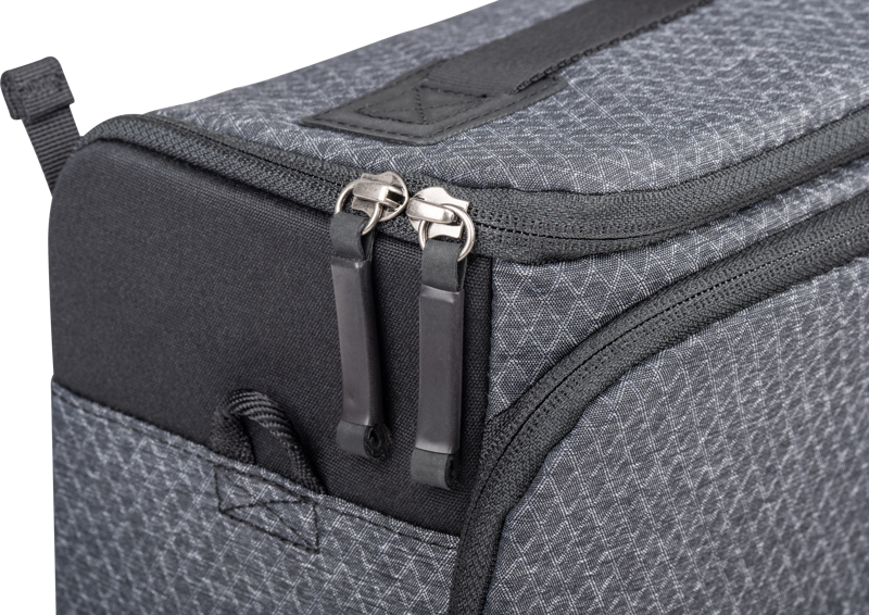 Think Tank Stash Master L - 6
