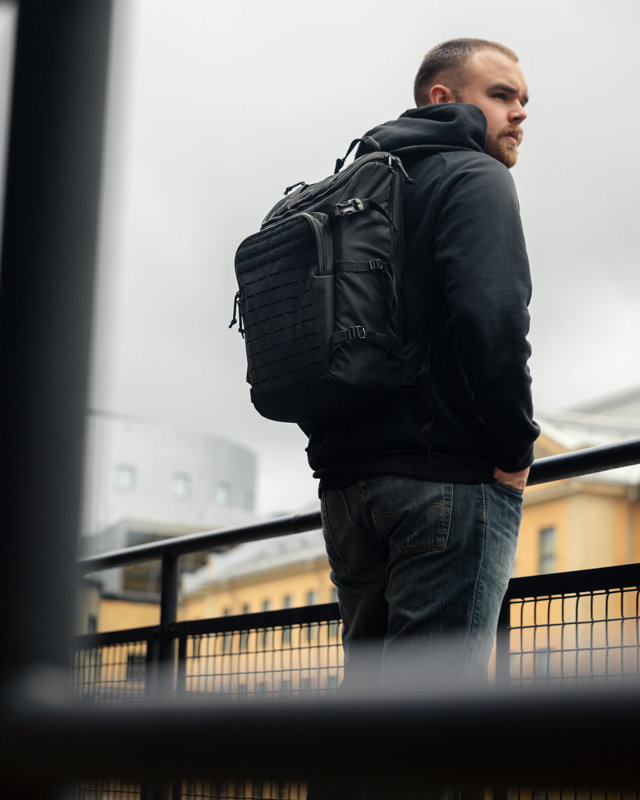 Think Tank DarkLight Backpack 20L, Black - 26