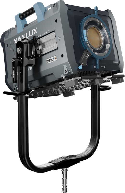 Evoke 5000B Spot Light in Flight Case with 45° Reflector - 4