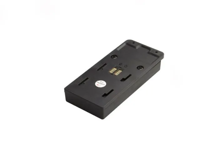 SWIT S-7004F - 4