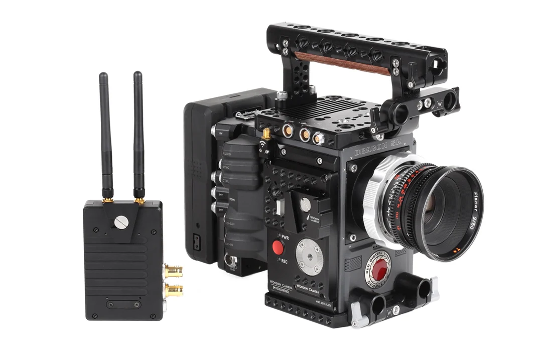 Wooden Camera V-Lock Base Station and Wedge Kit (ARRI Mount 3/8-16) - 4