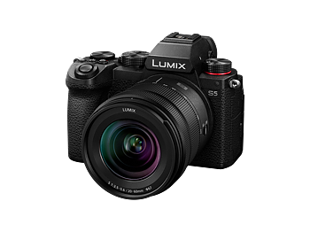 Panasonic LUMIX S5 20-60mm f 3.5-5.6 kit 