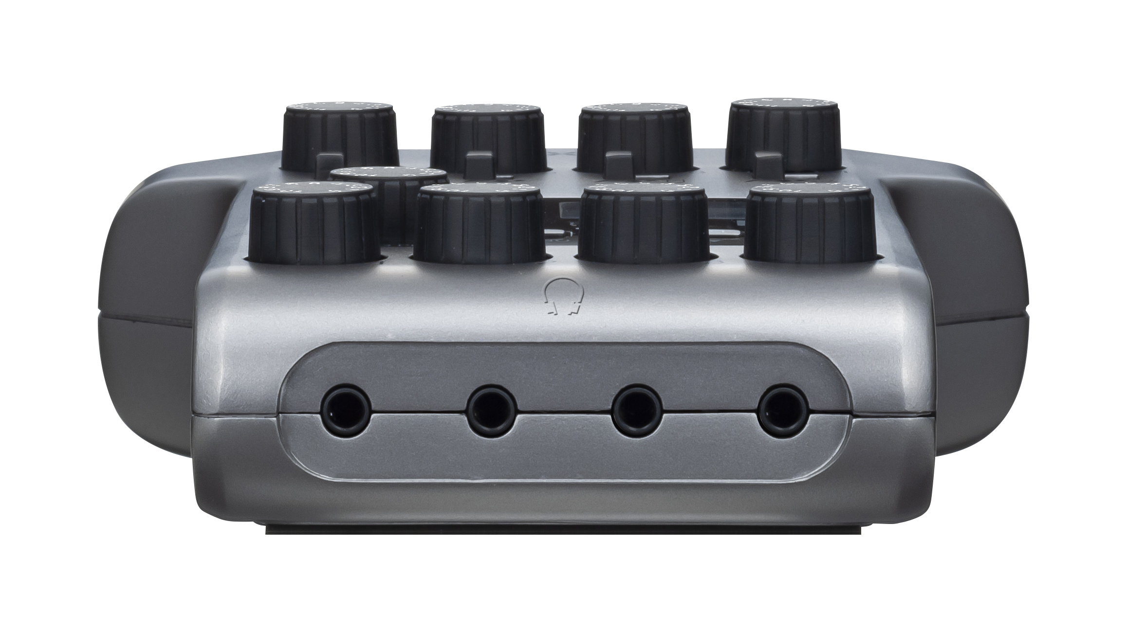ZOOM PODTRAK P4 Podcasting Recorder - 4