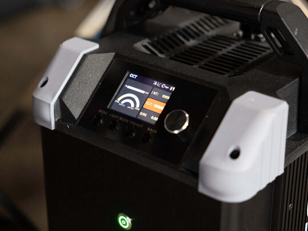 Aputure Electro Storm  XT26 2600w Point Source Led Light Fixture - 3