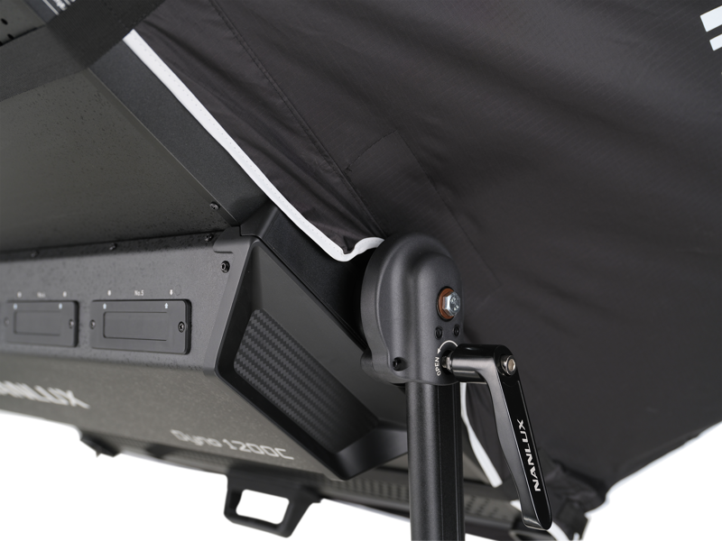 Nanlux Softbox Rectangle 140x100 for Dyno 1200C w/quick release - 8