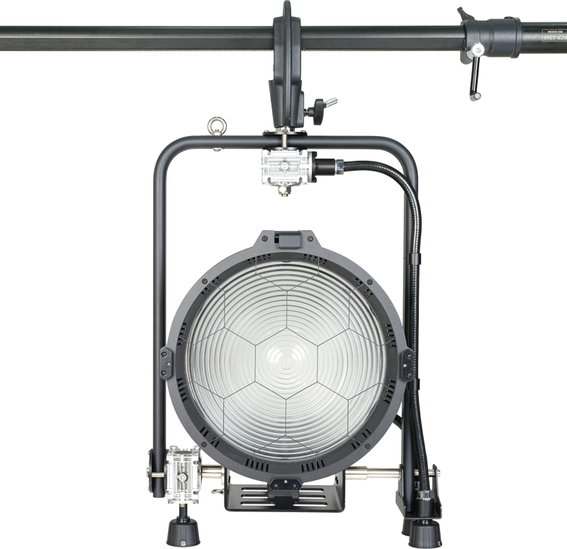 Nanlux FL-35 Fresnel Lens with Pole-Operated Yoke - 7
