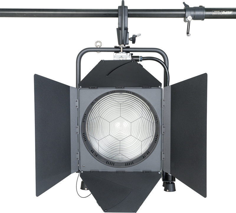 Nanlux FL-35 Fresnel Lens with Pole-Operated Yoke - 8