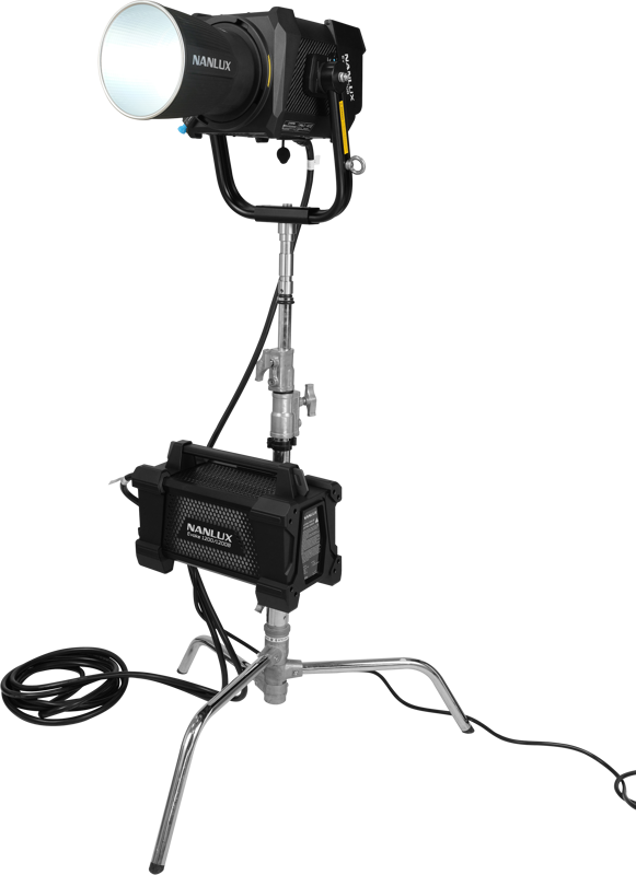 Nanlux Evoke 1200B Spot Light with Trolly Case - 17