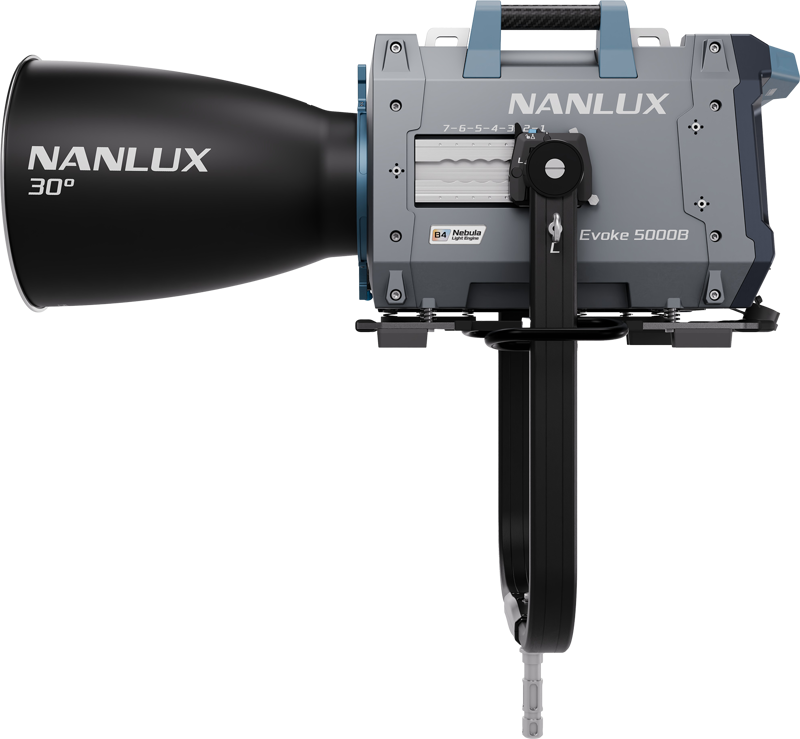 Nanlux Evoke 5000B Spot Light in Flight Case with 30° Reflector - 6