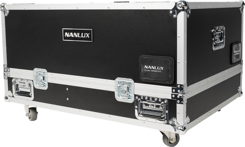Nanlux Evoke 5000B Spot Light in Flight Case with 30° Reflector - 9