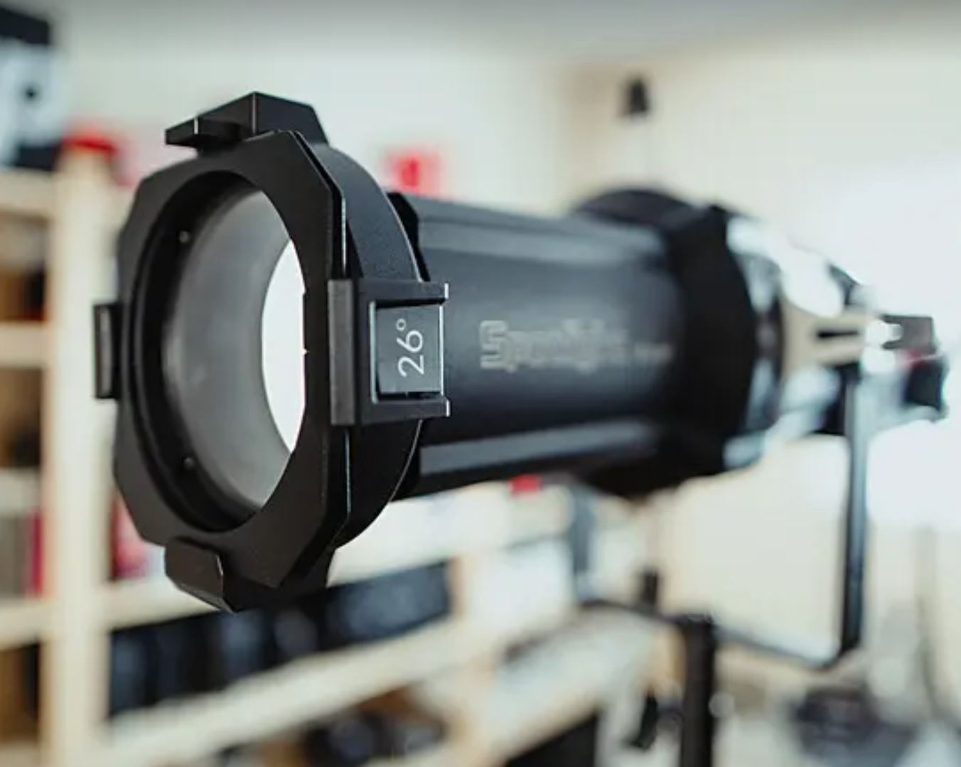 Aputure Spotlight Mount Set 36° Lens  - 4