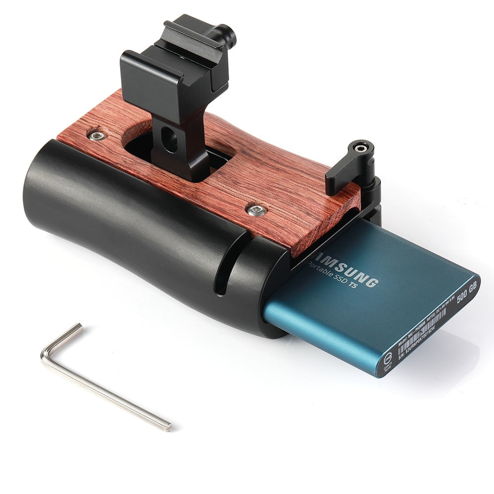 SmallRig NATO Handle for BMPCC 4K and Samsung T5 SSD 2270 - 2