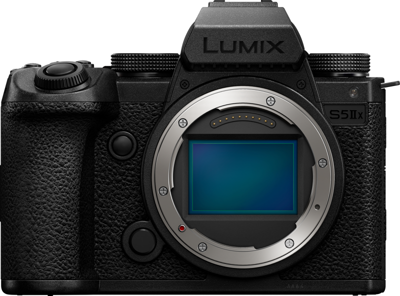 Panasonic Lumix S5M2X body