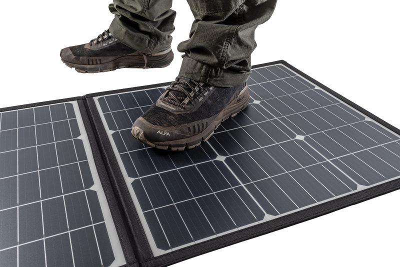 B&W Outdoor Cases BW Outdoor Cases energy.case - solar panel 200W - 5