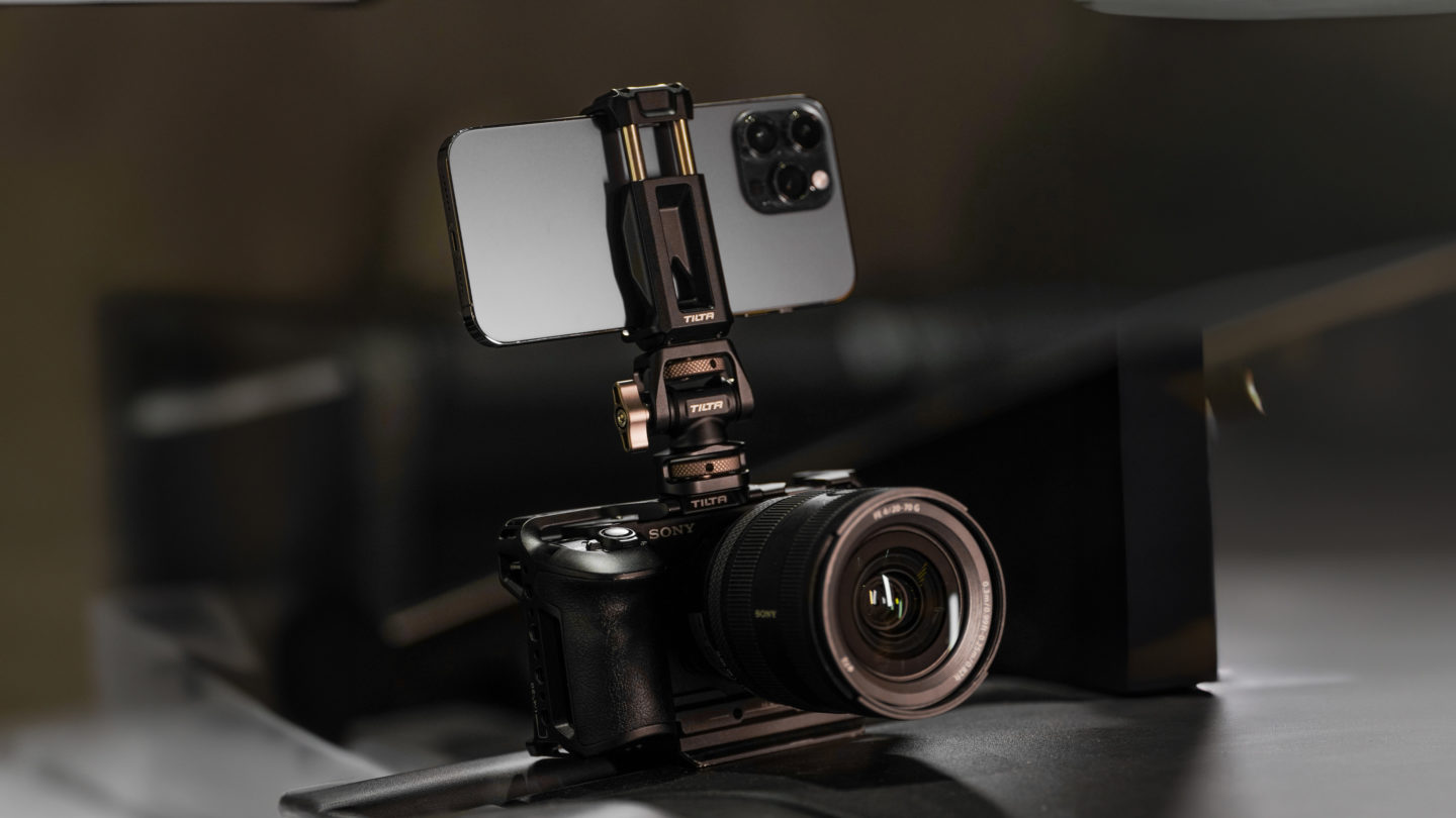 Tilta Adjustable Phone Mounting Bracket (1/4"-20) - Black - 2