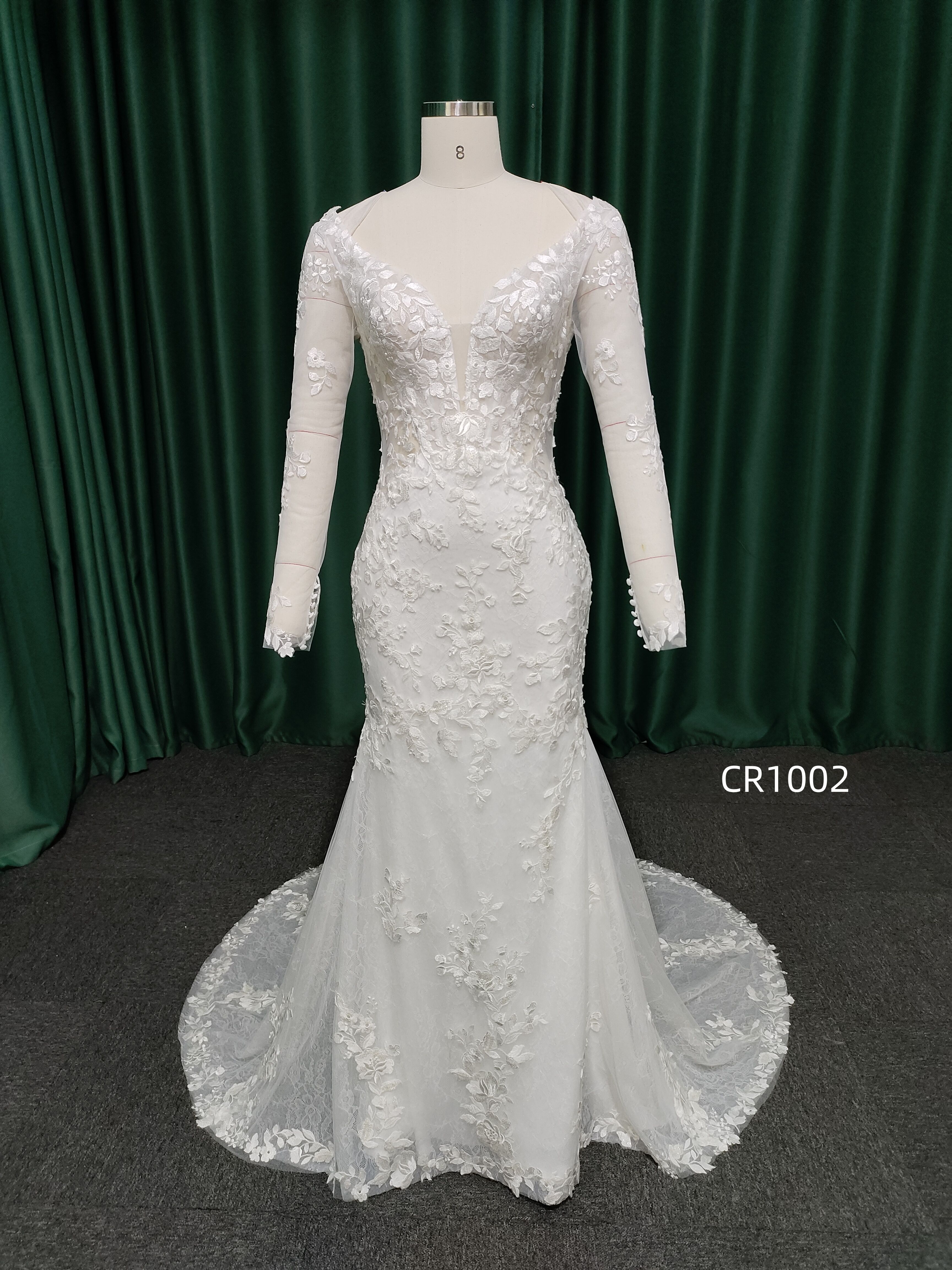 Chantilly Bridal CR1002