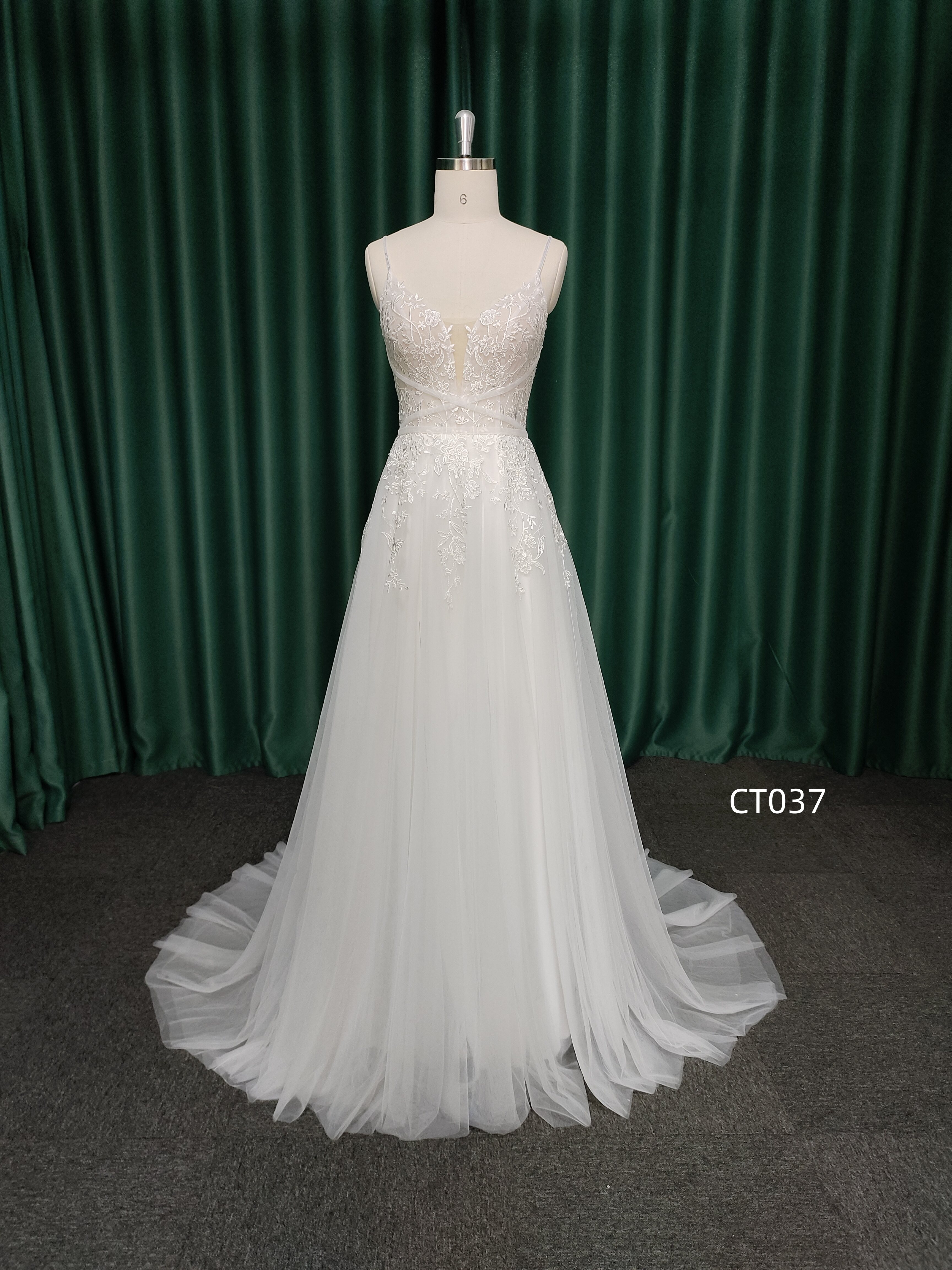 Chantilly Bridal  CT037 lagervara