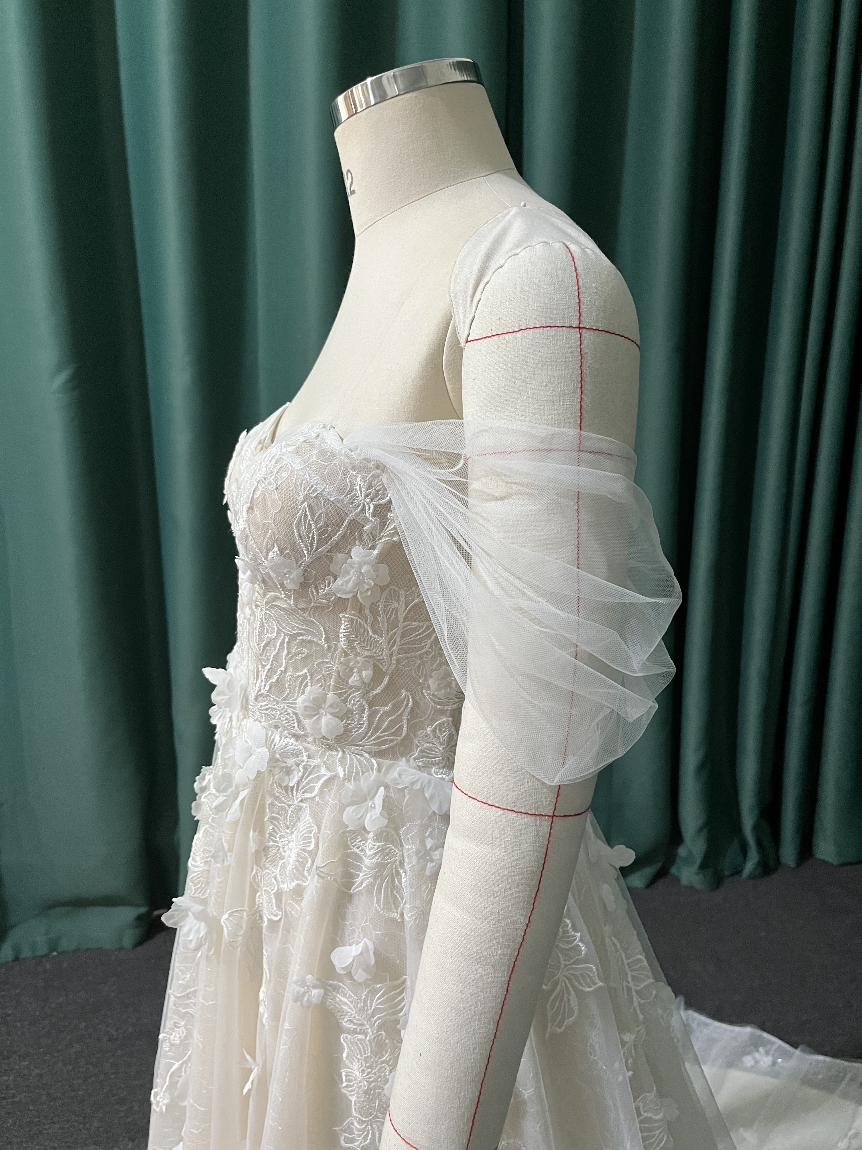 Chantilly Bridal UK4003 - 2