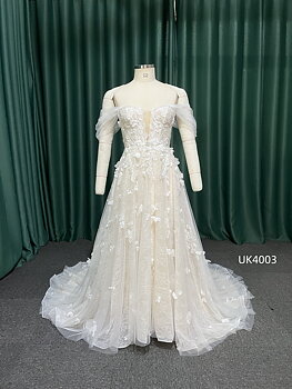 Chantilly Bridal UK4003