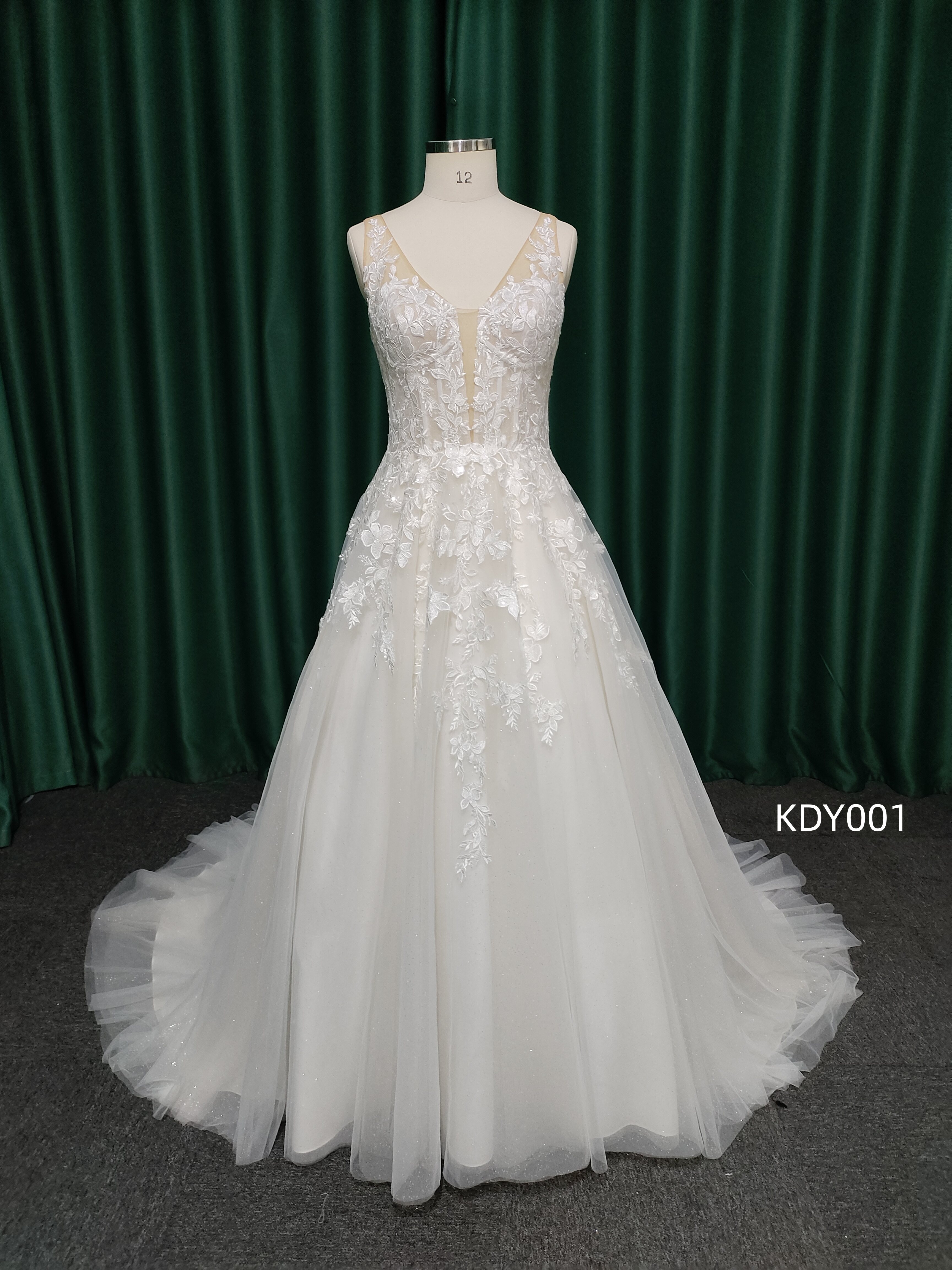 Chantilly Bridal KDY001