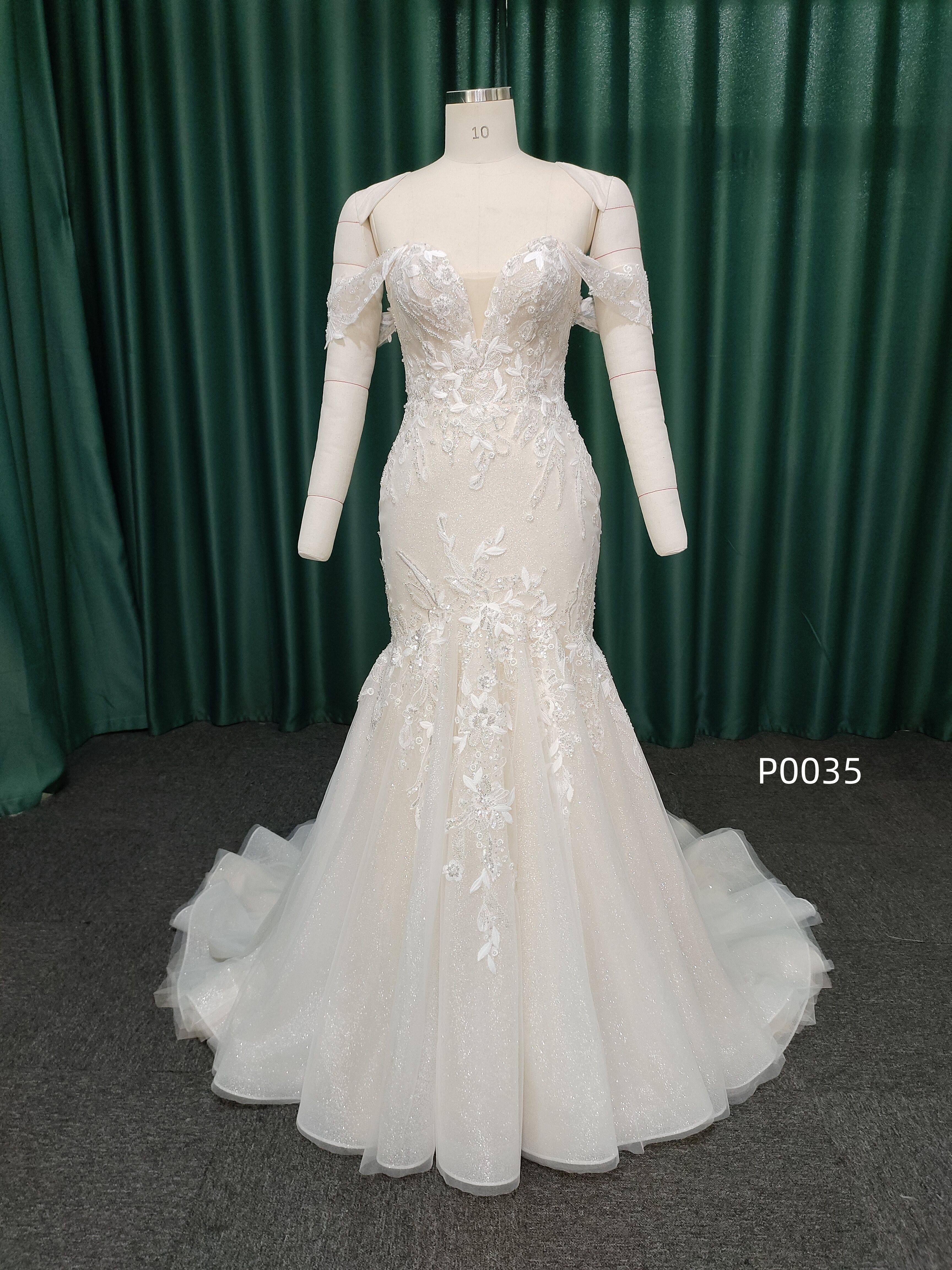 Chantilly Bridal P0035