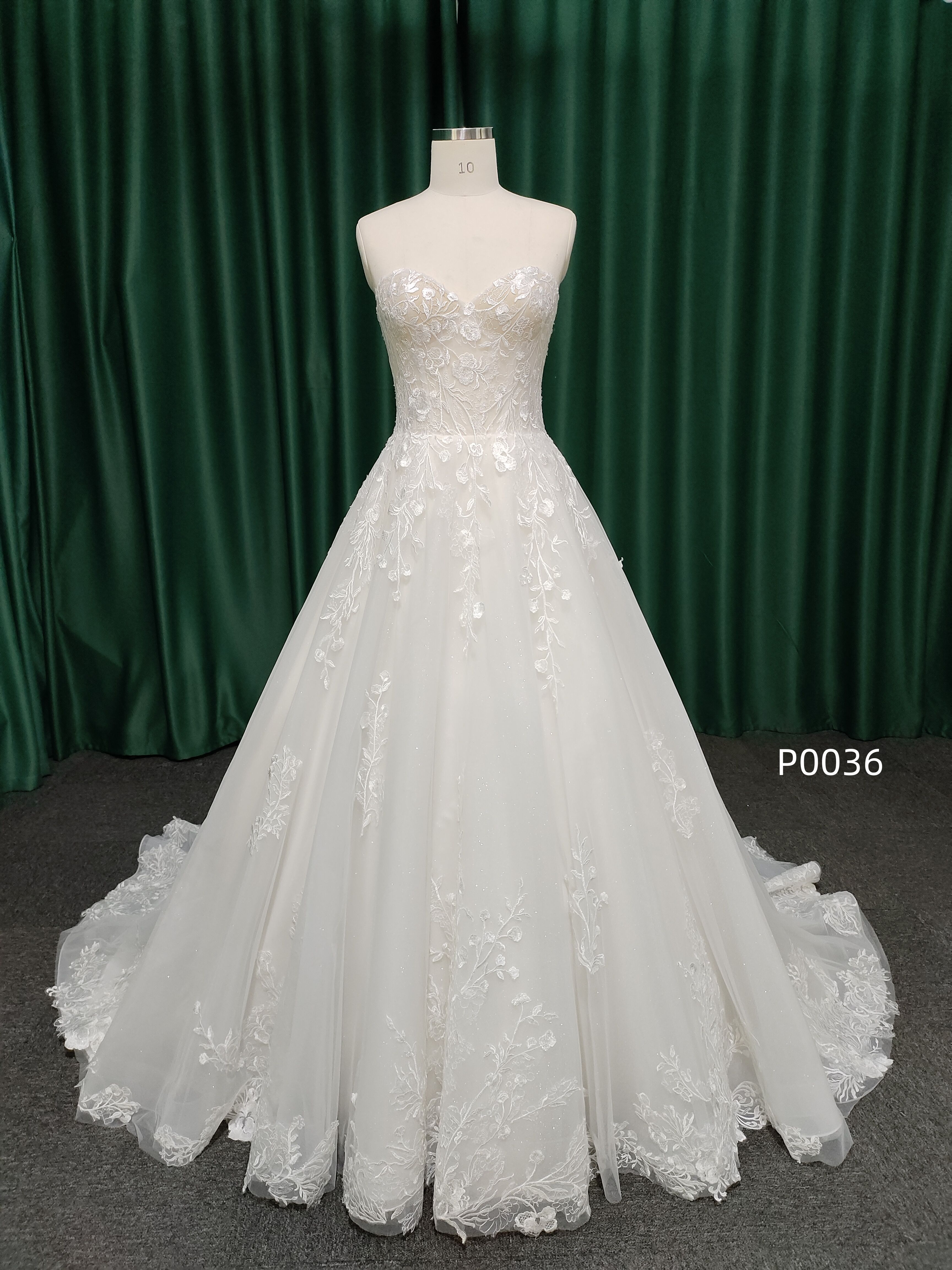 Chantilly Bridal P0036