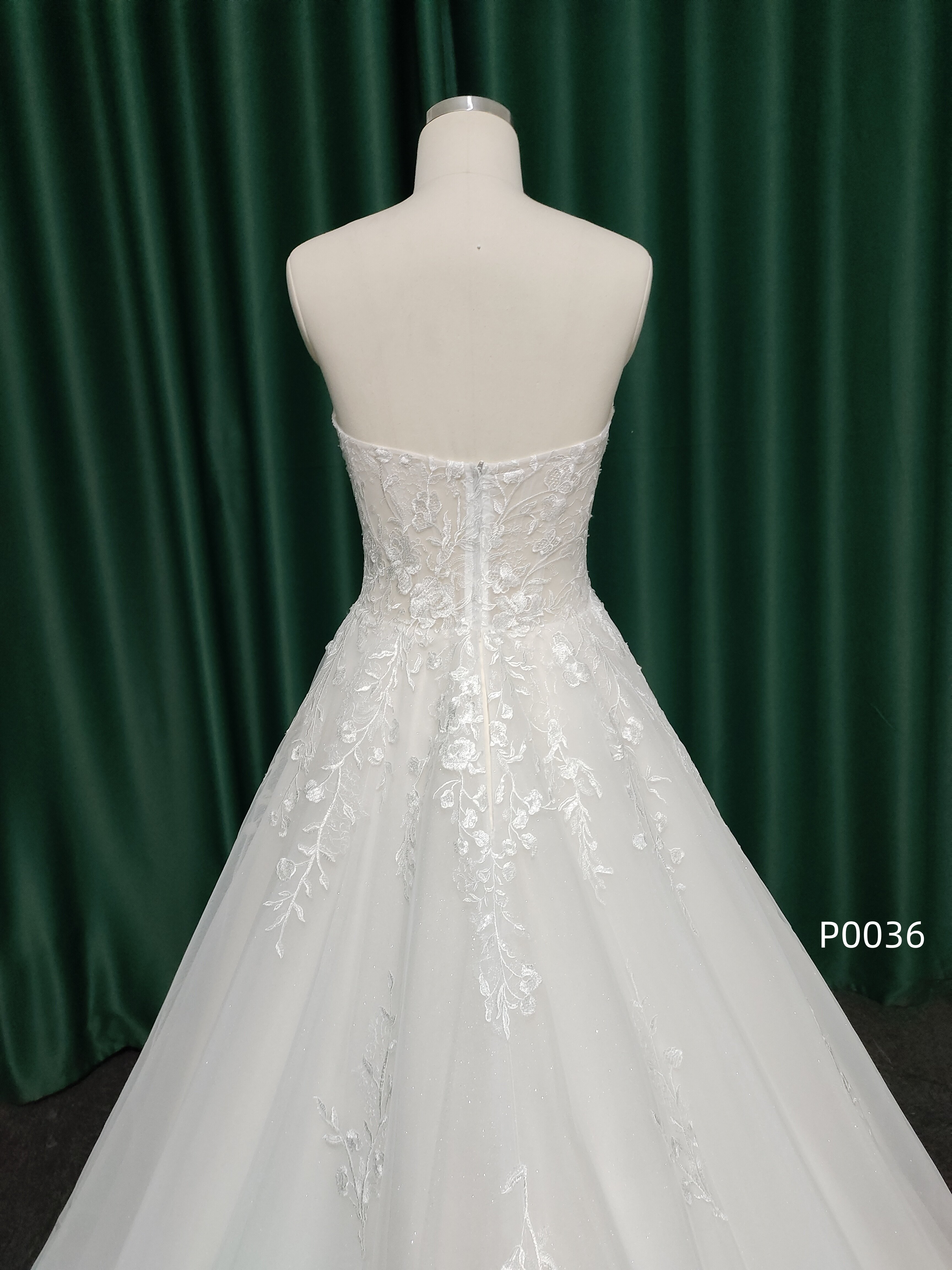 Chantilly Bridal P0036 - 4