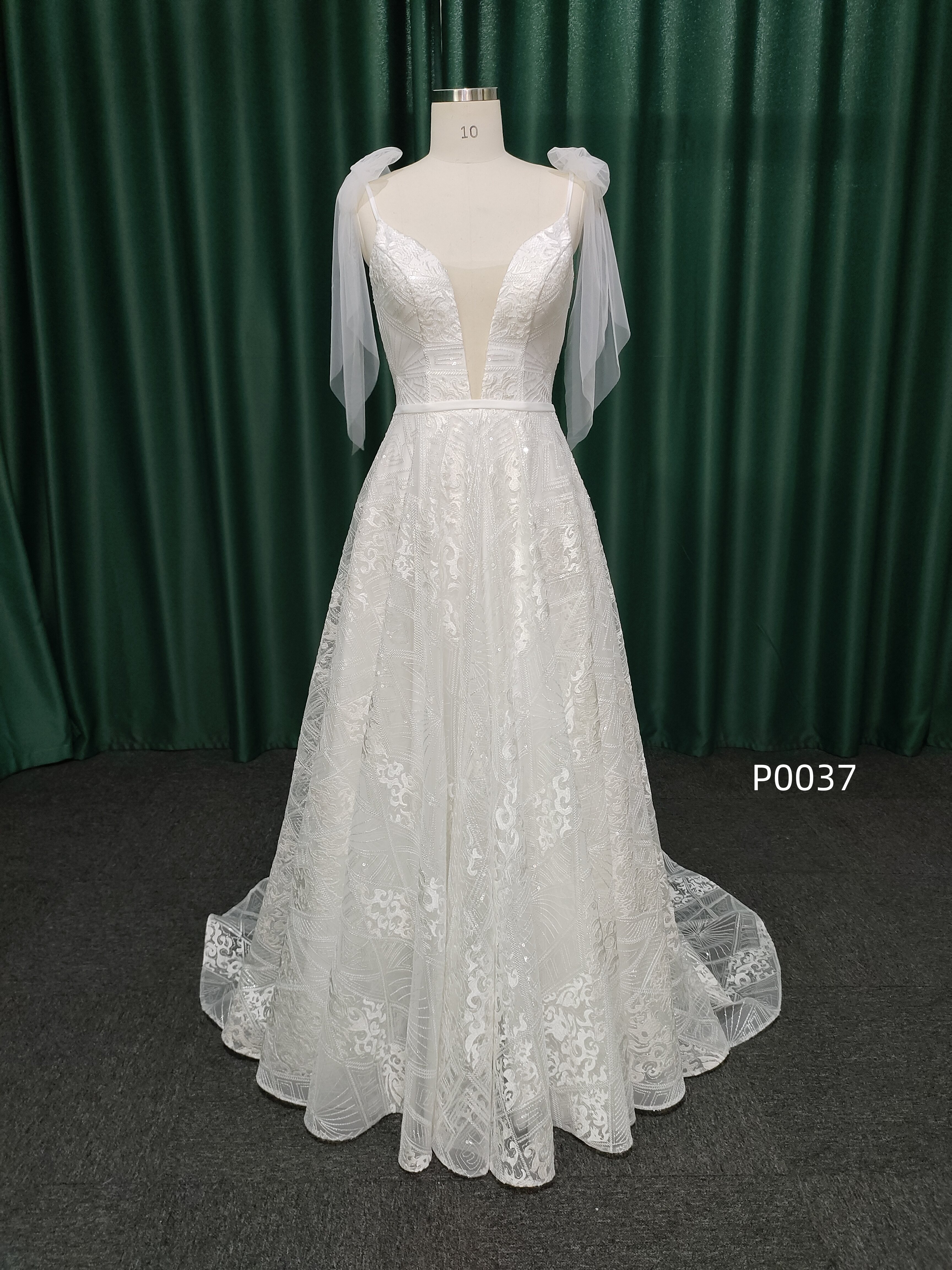 Chantilly Bridal P0037