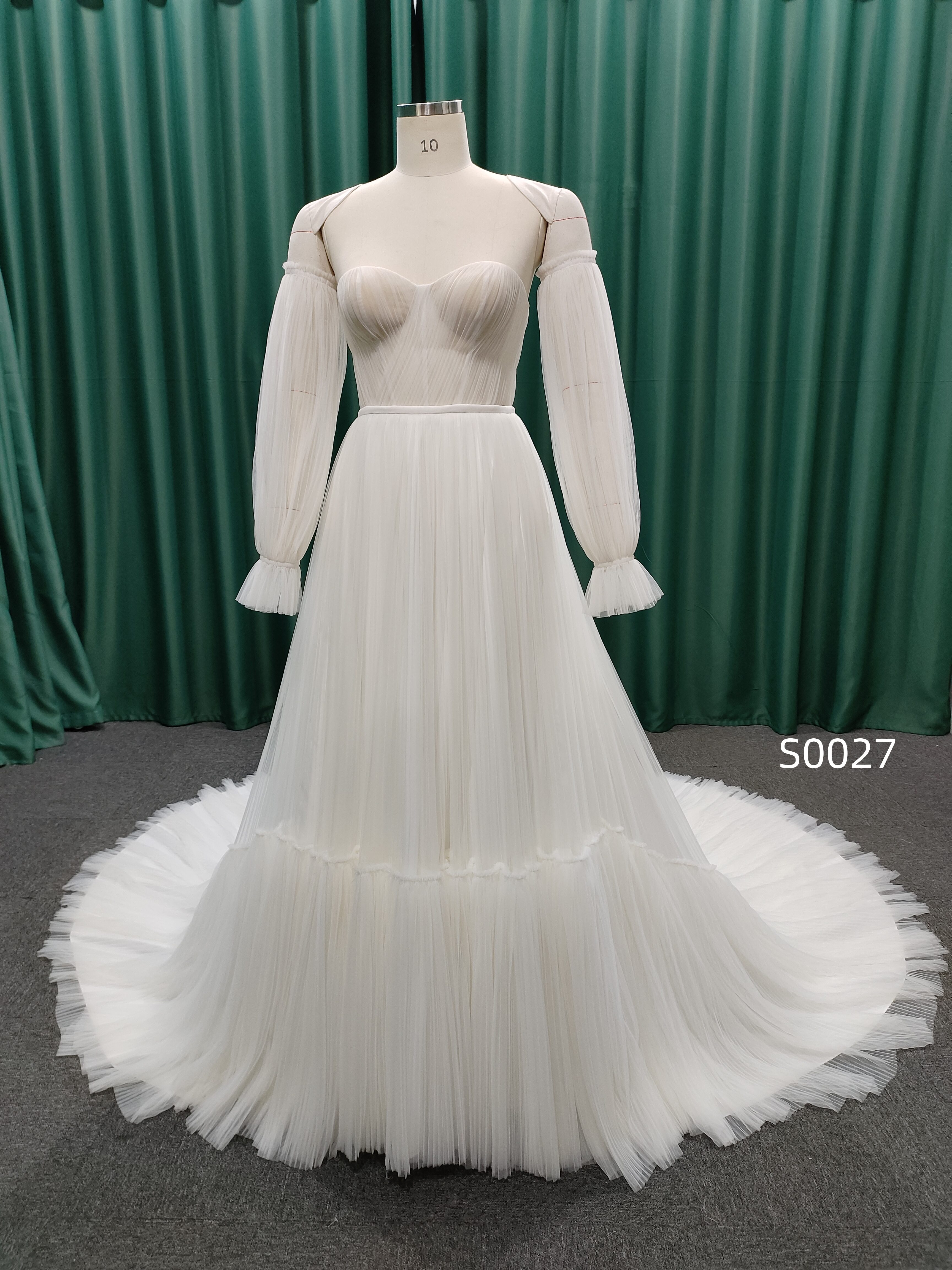 Chantilly Bridal S0027